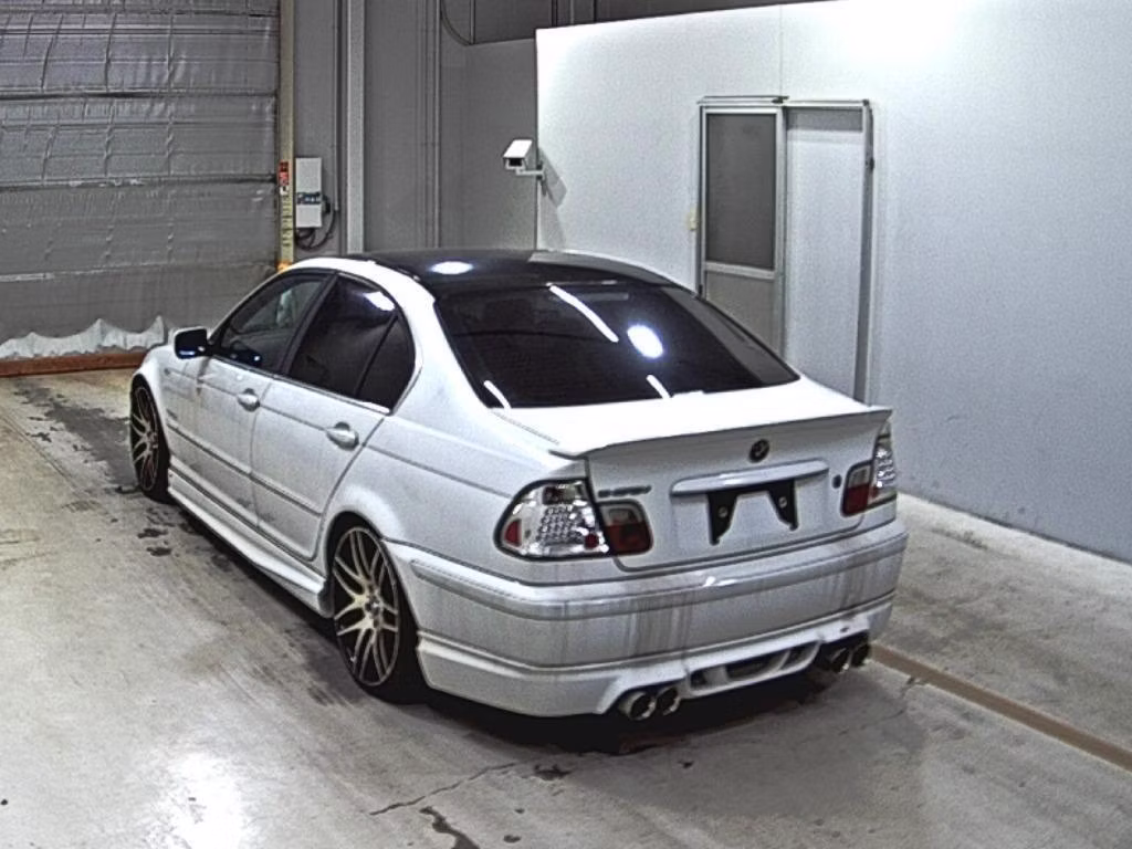 BMW 3-SERIES