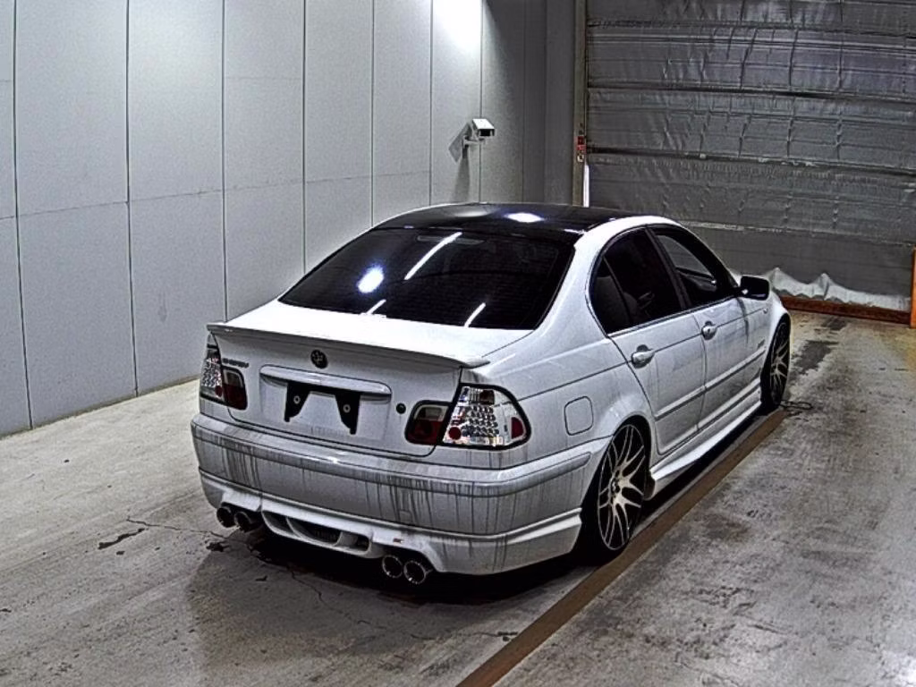 BMW 3-SERIES