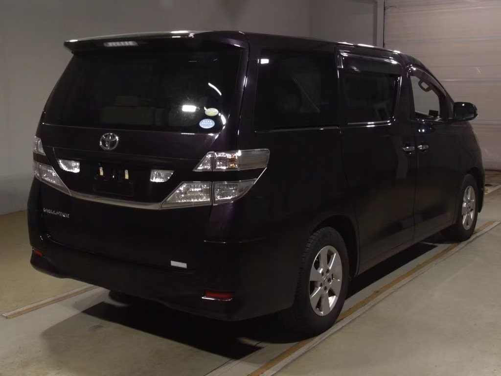 TOYOTA VELLFIRE