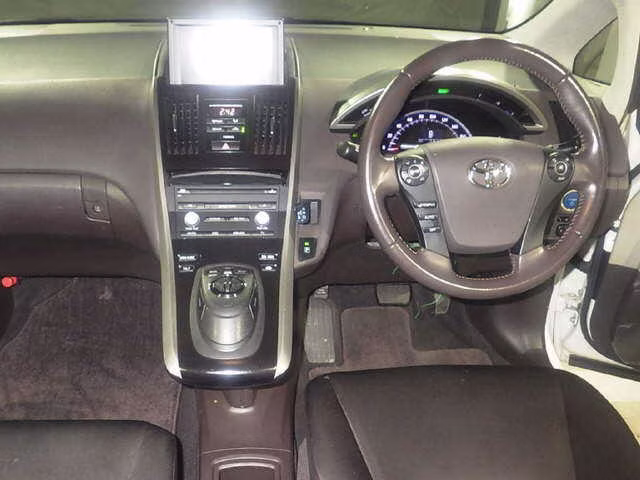 TOYOTA SAI