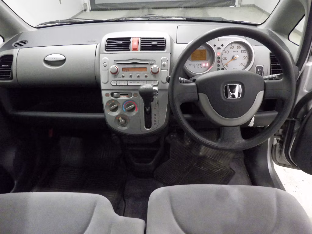 HONDA LIFE