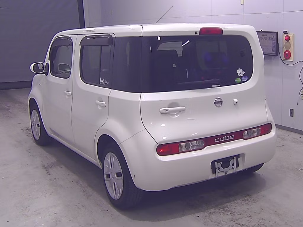NISSAN CUBE