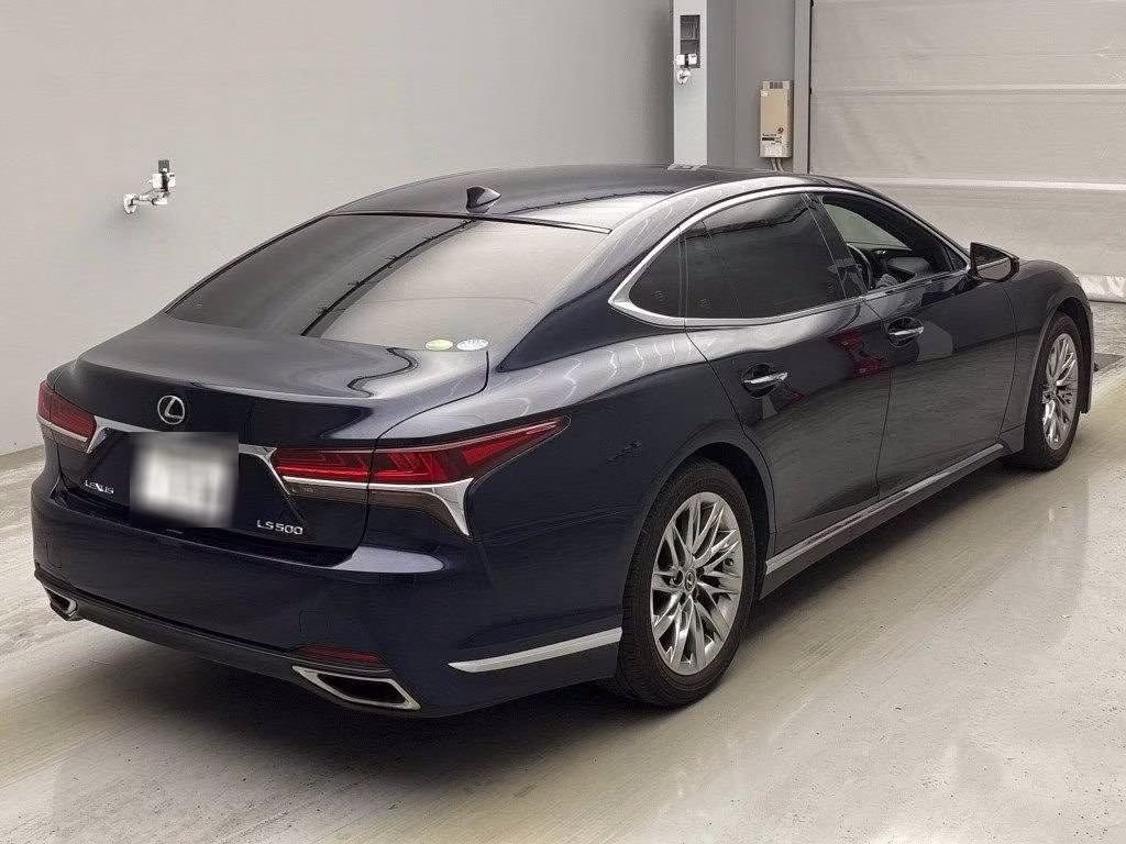 LEXUS LS500