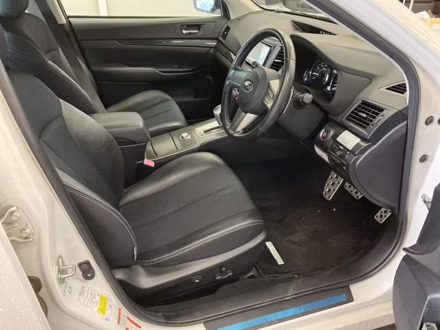 SUBARU OUTBACK