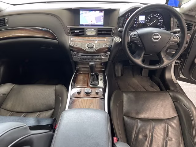 NISSAN FUGA