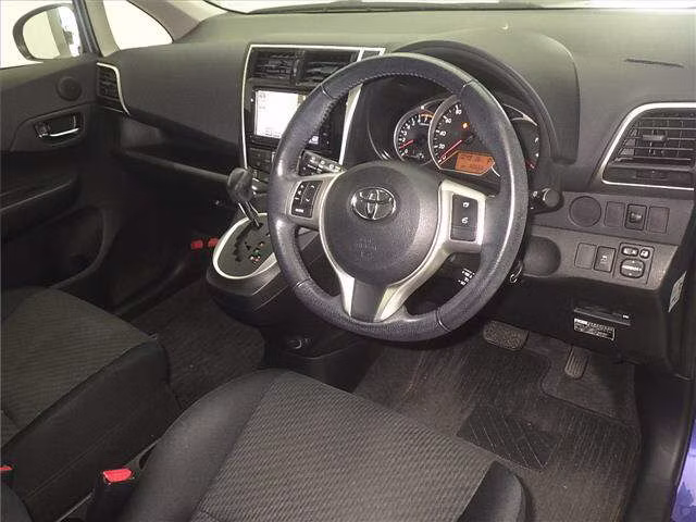 TOYOTA RACTIS