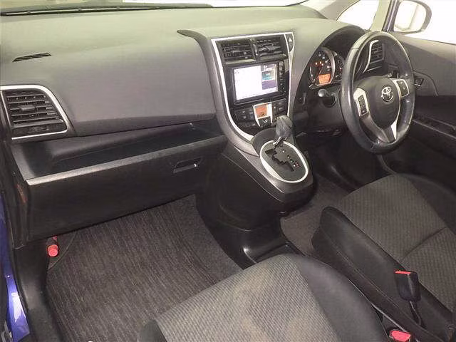 TOYOTA RACTIS