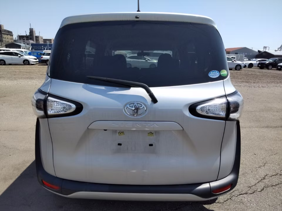 TOYOTA SIENTA