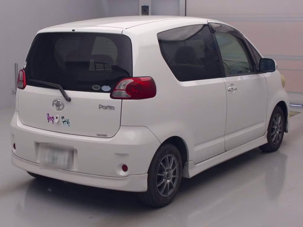 TOYOTA PORTE