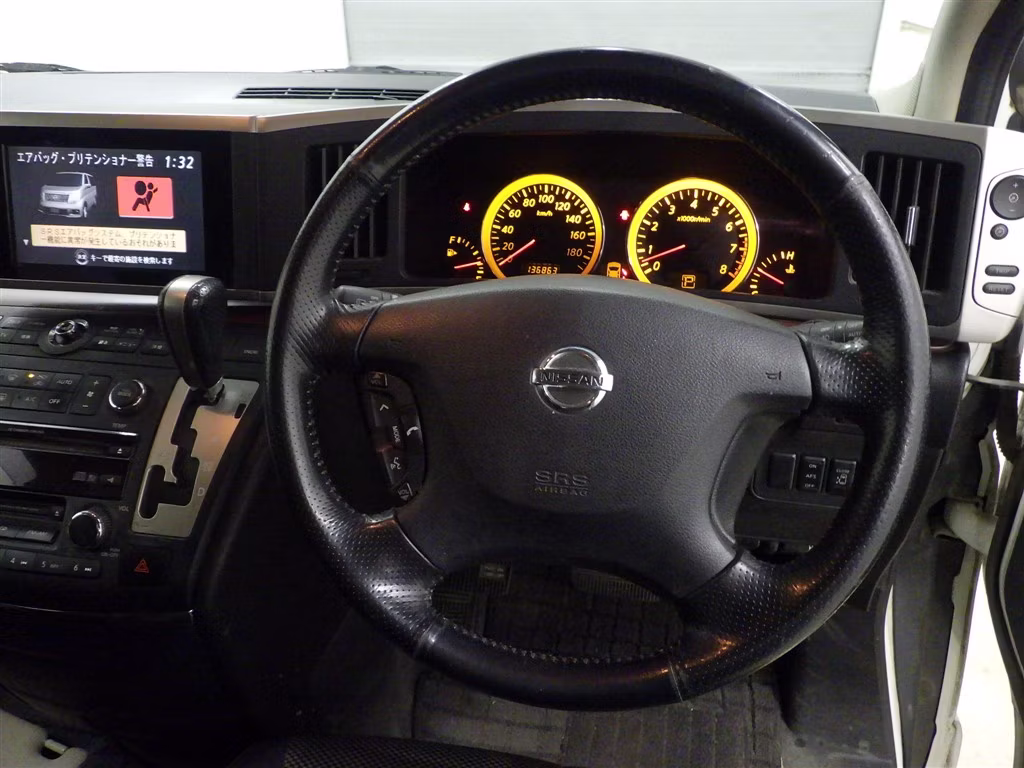 NISSAN ELGRAND