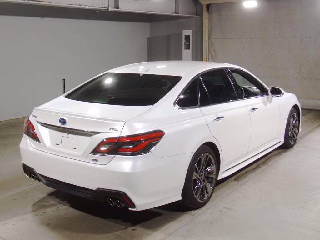 TOYOTA CROWN