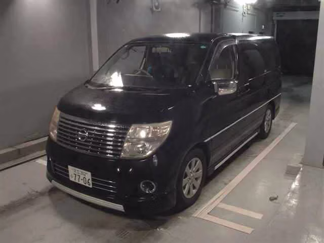NISSAN ELGRAND