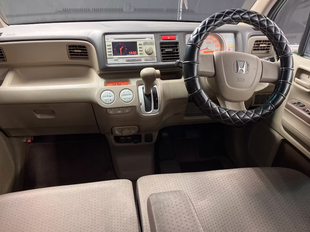 HONDA LIFE