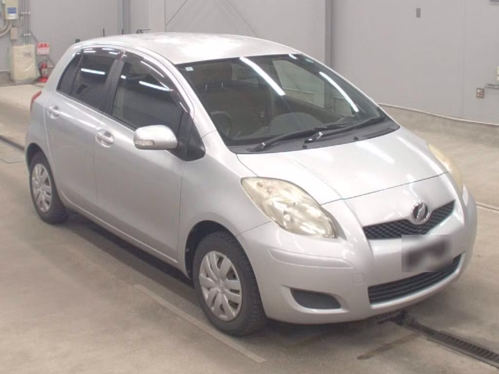 TOYOTA VITZ
