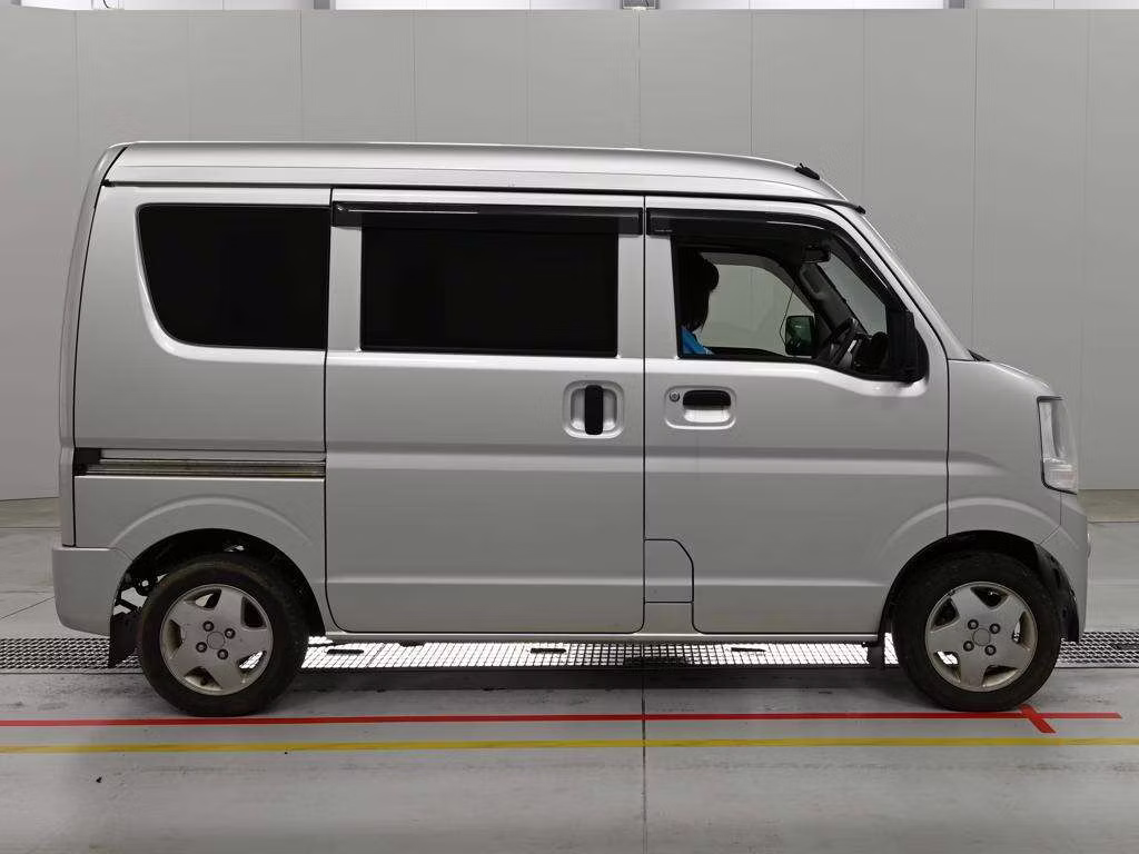 MITSUBISHI MINICAB
