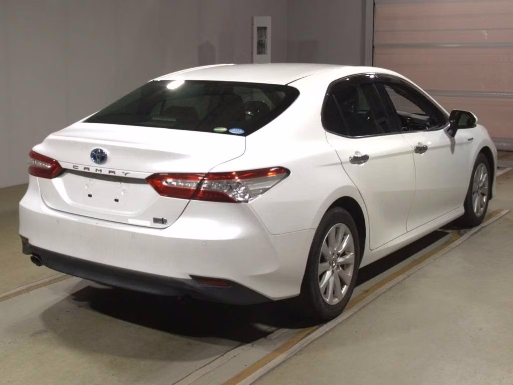 TOYOTA CAMRY