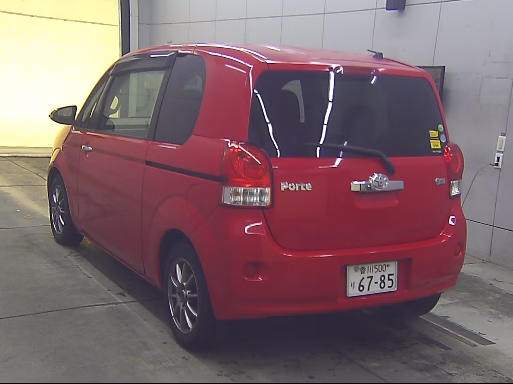 TOYOTA PORTE