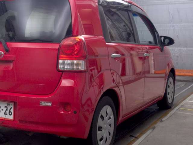 TOYOTA PORTE