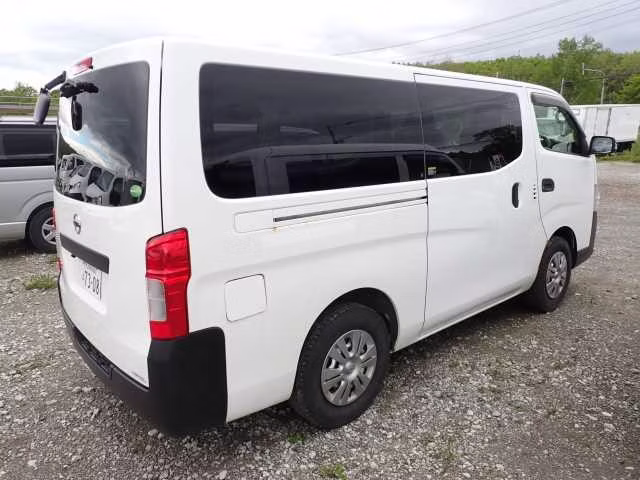 NISSAN NV350 CARAVAN