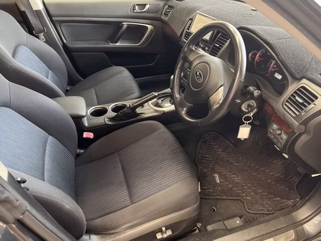 SUBARU LEGACY