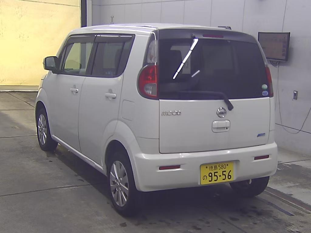 NISSAN MOCO