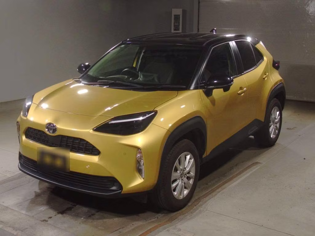 TOYOTA YARIS CROSS