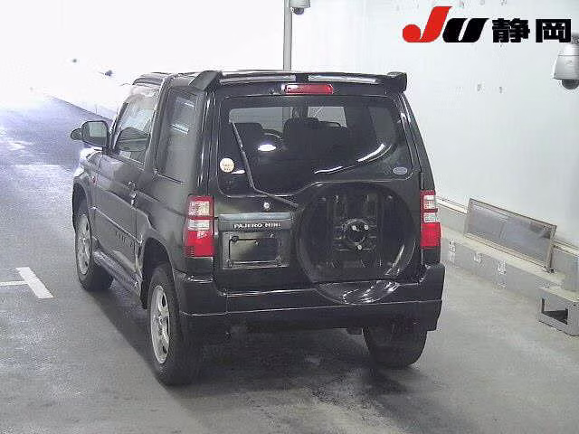 MITSUBISHI PAJERO MINI