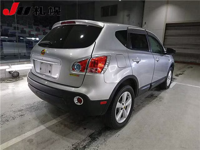 NISSAN DUALIS