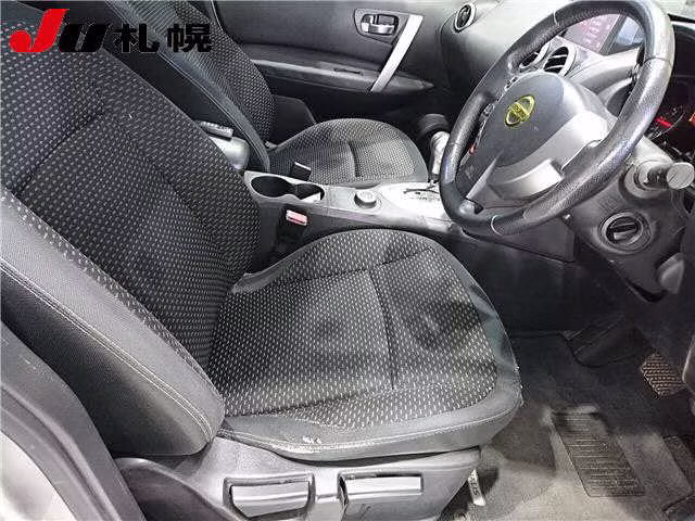 NISSAN DUALIS