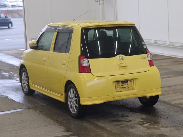 DAIHATSU ESSE