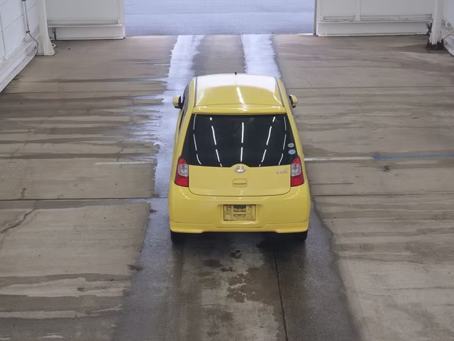 DAIHATSU ESSE