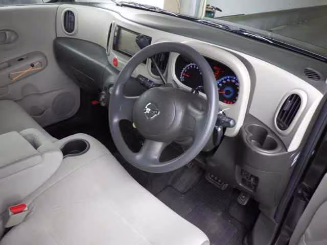 NISSAN CUBE