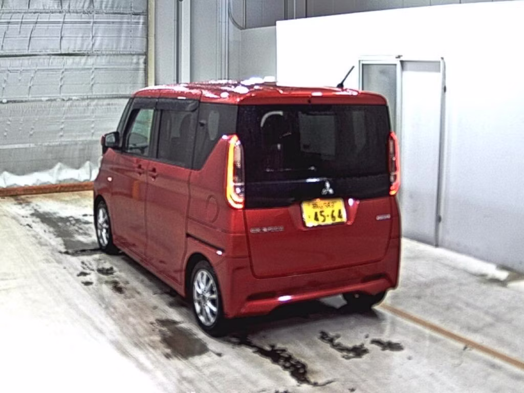 MITSUBISHI EK SPACE