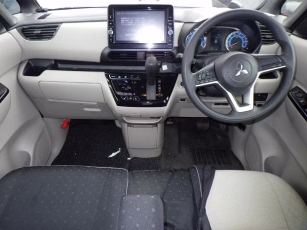 MITSUBISHI EK SPACE