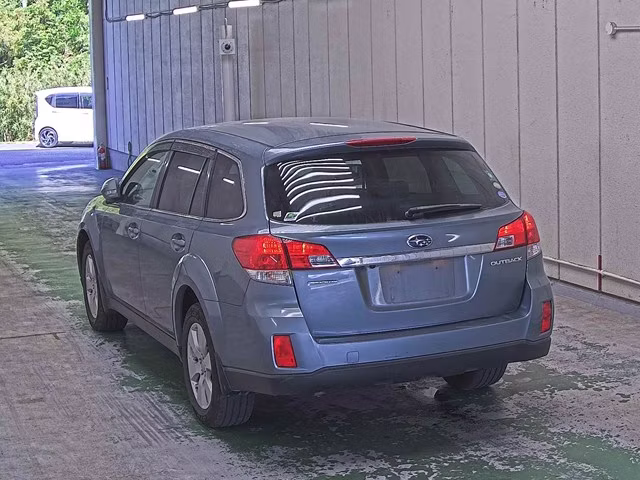 SUBARU OUTBACK