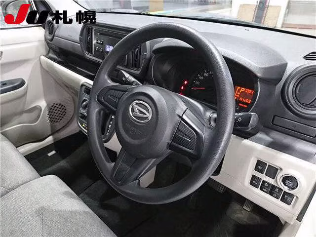 DAIHATSU BOON