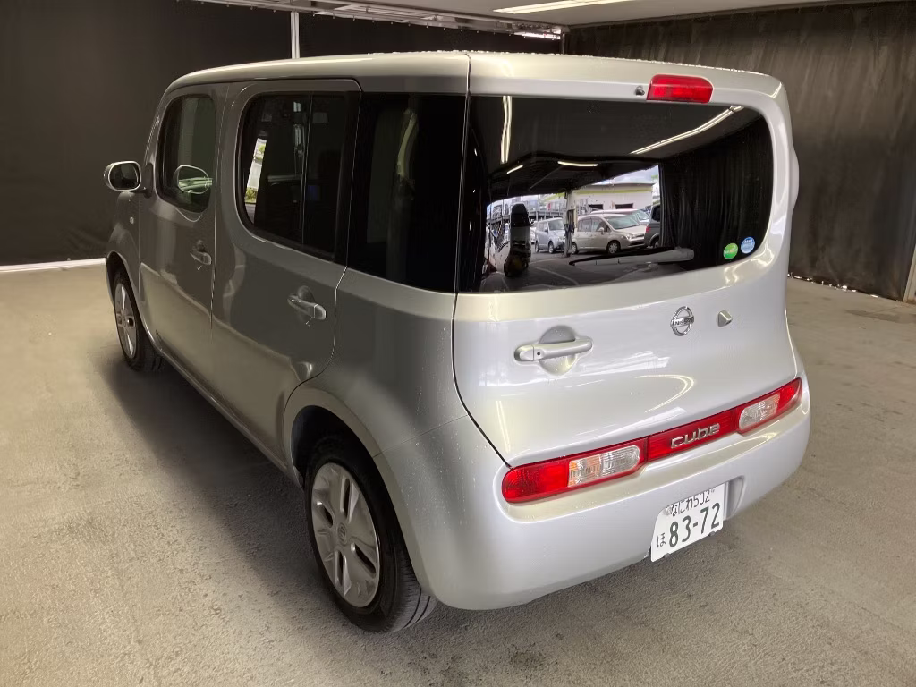 NISSAN CUBE