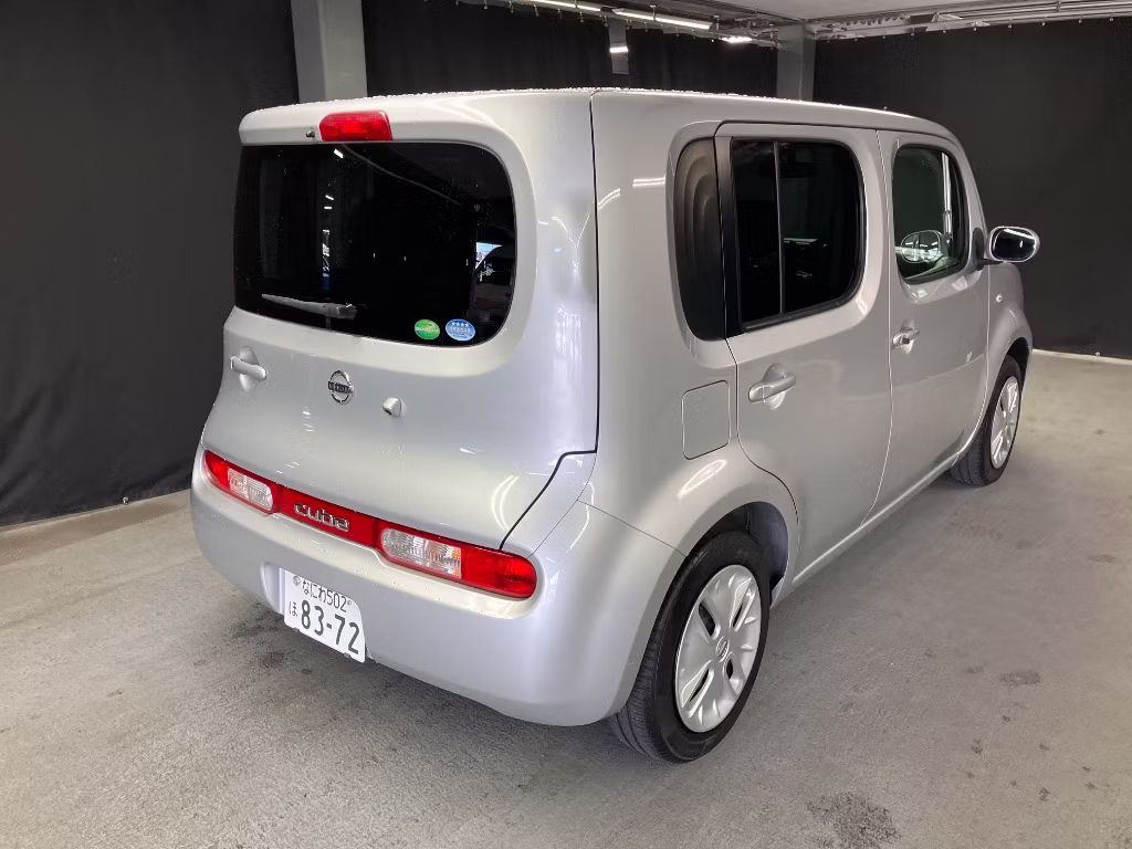 NISSAN CUBE