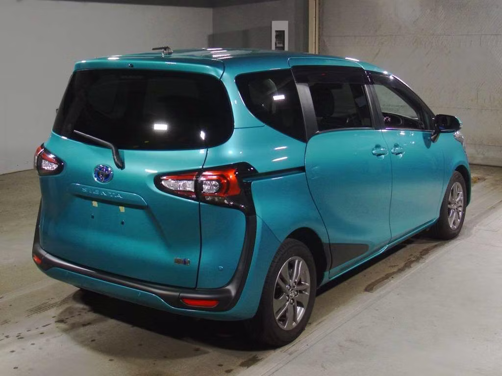 TOYOTA SIENTA