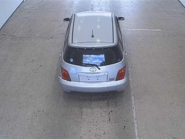TOYOTA IST