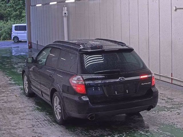 SUBARU OUTBACK
