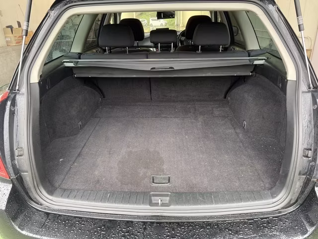 SUBARU OUTBACK