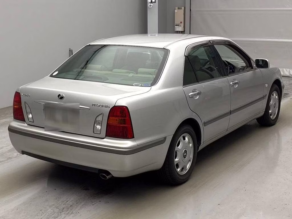 TOYOTA PROGRES