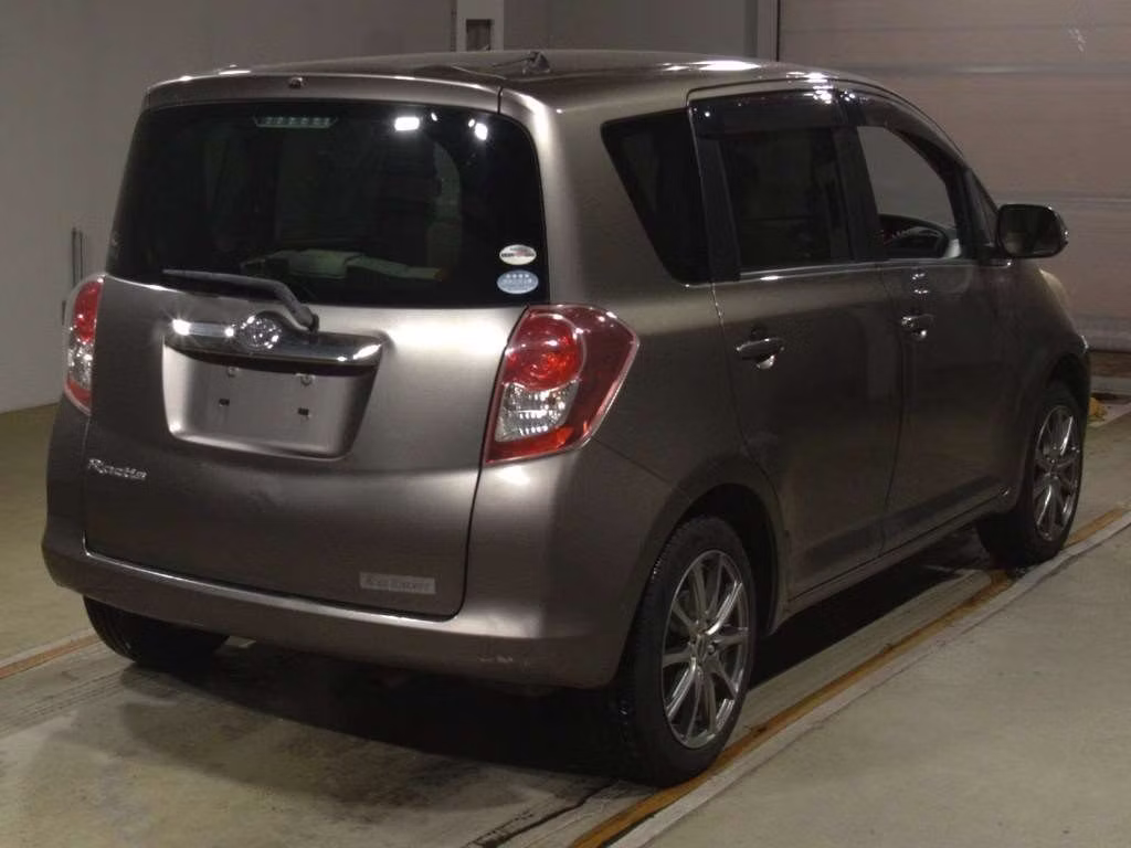 TOYOTA RACTIS