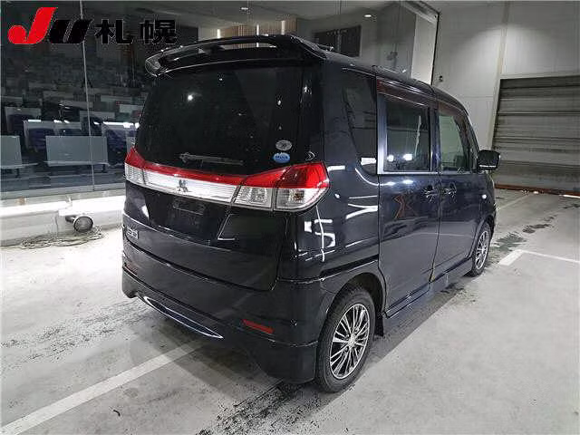 MITSUBISHI DELICA D:2