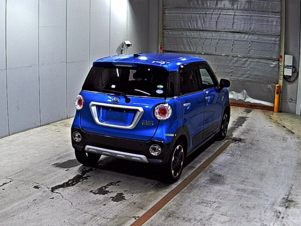 DAIHATSU CAST