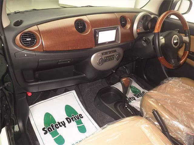 DAIHATSU MIRA GINO