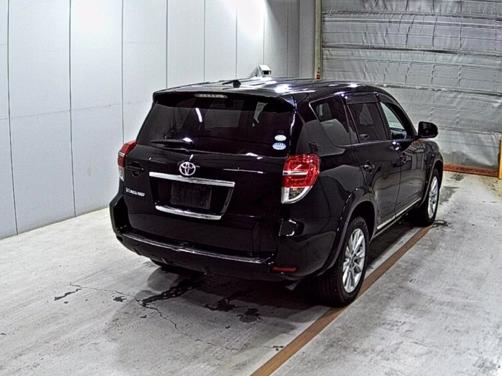 TOYOTA VANGUARD