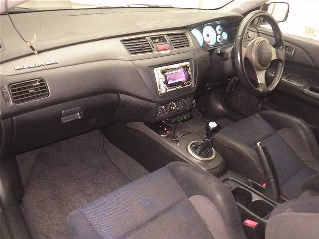 MITSUBISHI LANCER EVOLUTION