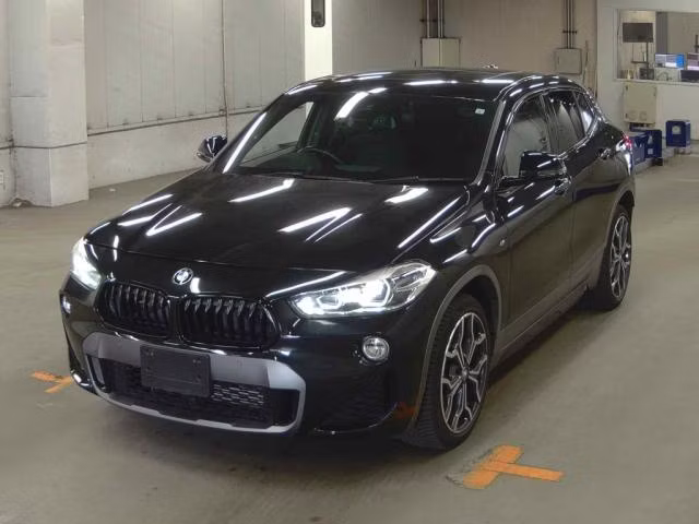 BMW X2